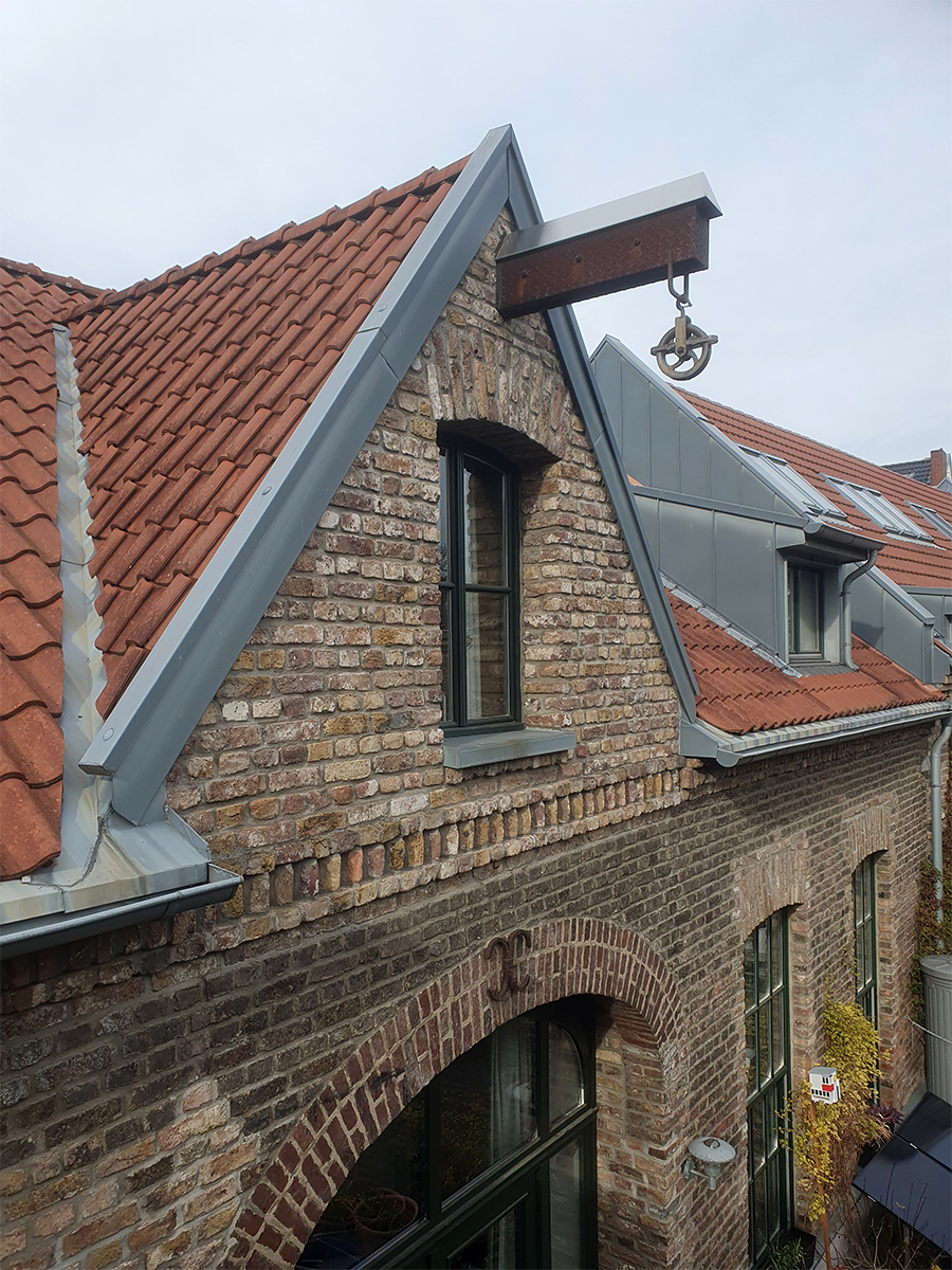 grunow-dachdecker-dach-kran